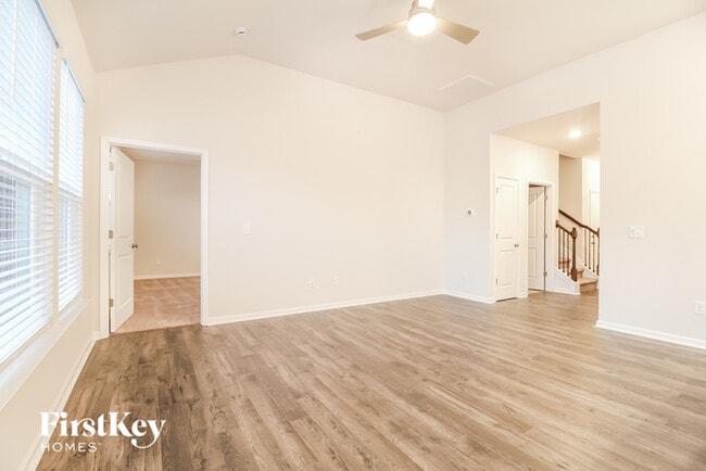 Photo - 1007 Mission Hill Ln