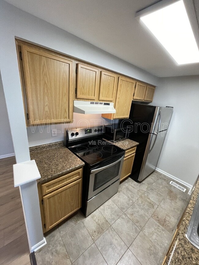 Photo - 8536 Hague Rd