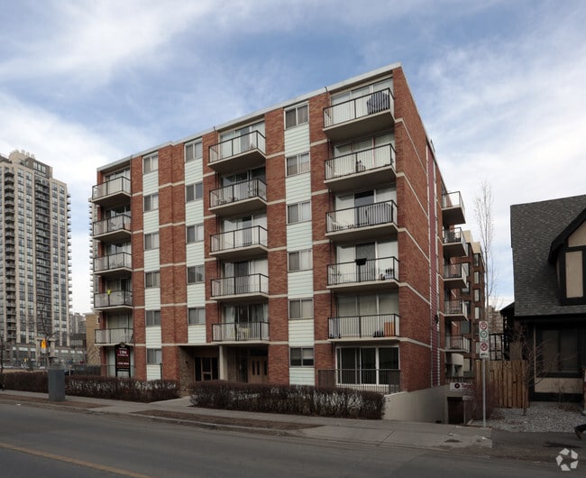 Photo - Camelot Suites