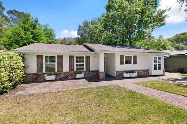 Photo - 419 Morningbird Ct