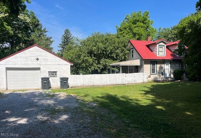 Photo - 1920 17th St SW
