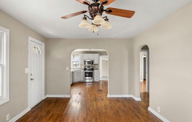 Photo - Available Now 2 bedroom 1 bathroom 1 car garage in Nixa!!