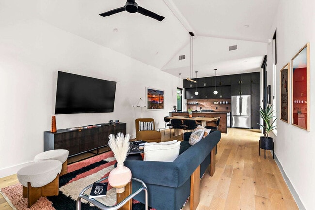Photo - 705 W Annie St Unidad ID1254588P