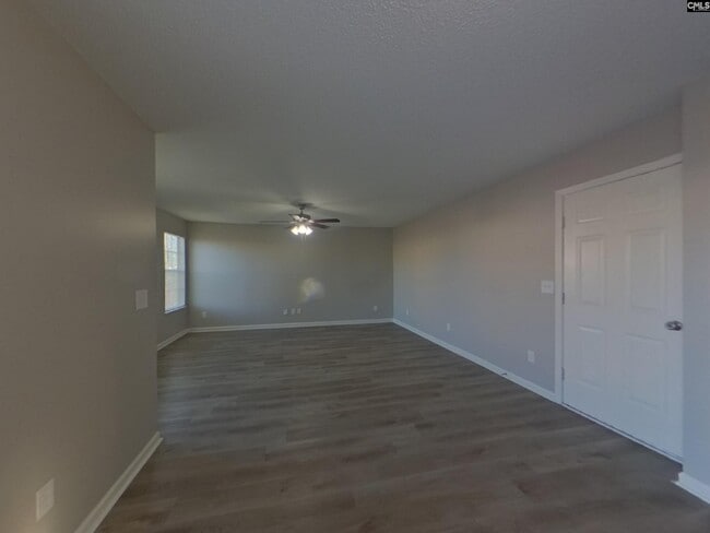 Photo - 411 Fox Trot Dr