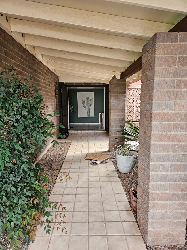 Photo - 141 S Charleston Ave