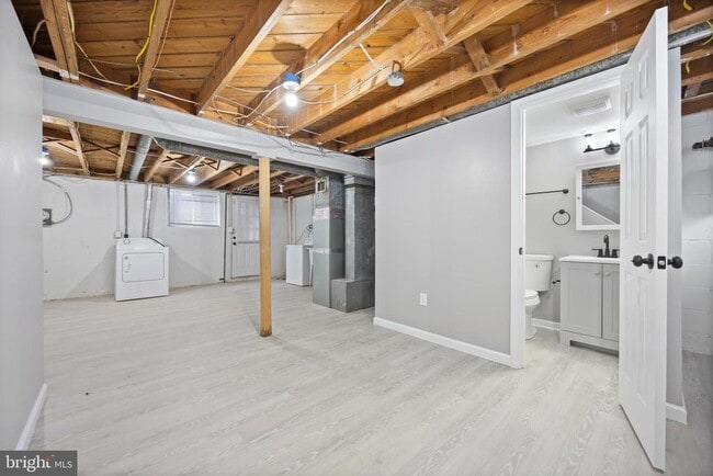 Building Photo - 5901 Schering Rd Rental
