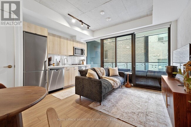 Photo - 458 Richmond St W Unit 308