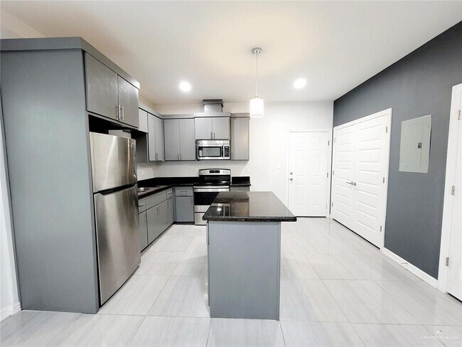 Photo - 9 Taxco Ct Unidad 4