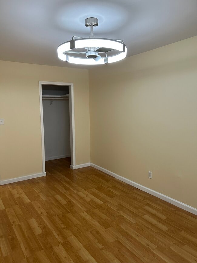 Photo - 5332 Buchanan St Unit 5332