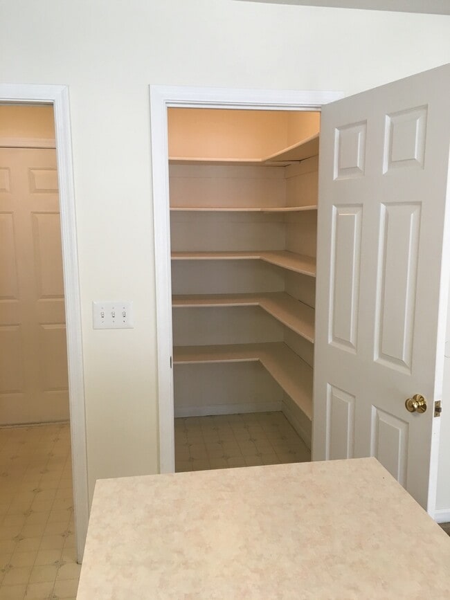 Photo - MFI Single Family, Heather Road Unidad 84