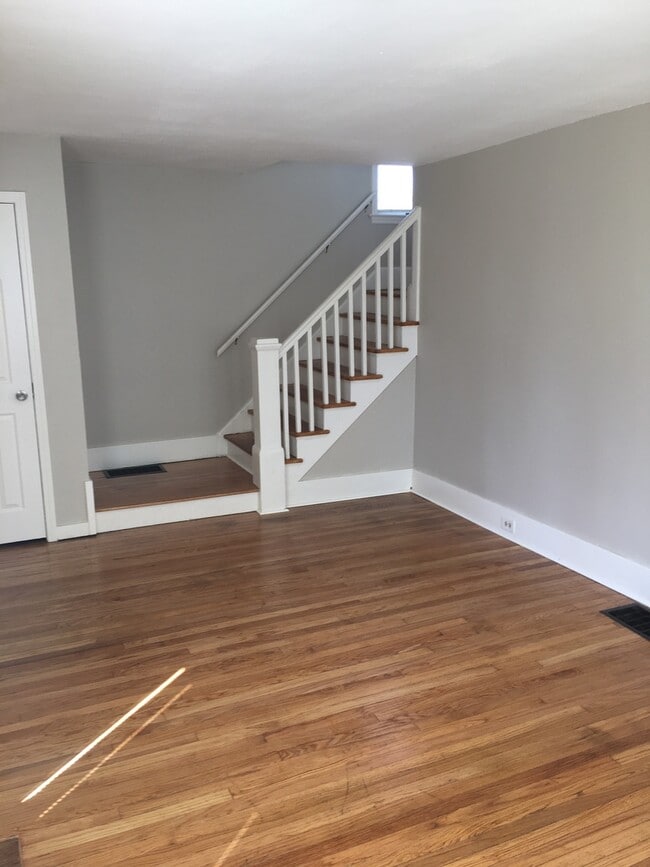 Photo - Spacious Mattydale 4 bed 1.5 bath home