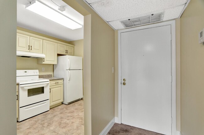 Photo - 3 Royal Palm Way Unit 403