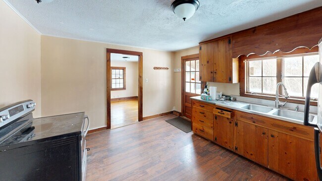 Photo - 20 Hillside Rd