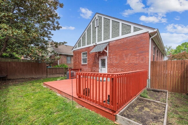 Photo - 3331 Ameliamont Ave