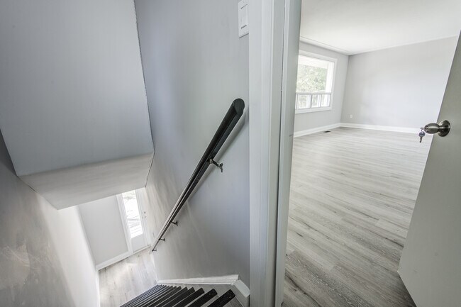 Photo - 2 Bedroom Upper-Level Unit – All Utilities... Unit 2