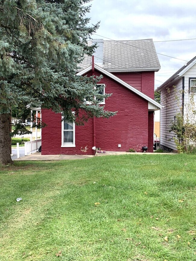 Photo - Two story, 1 bed/1 bath duplex