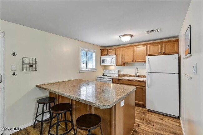 Photo - 6125 E Indian School Rd Unit 192