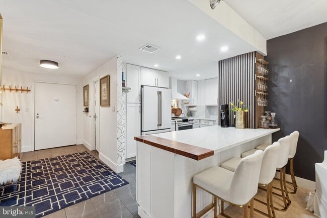 Photo - 202 W Rittenhouse Square Unit 1409