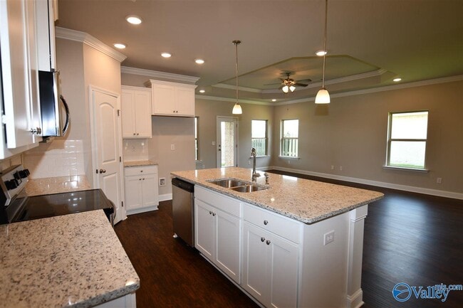 Photo - 331 River Rock Dr