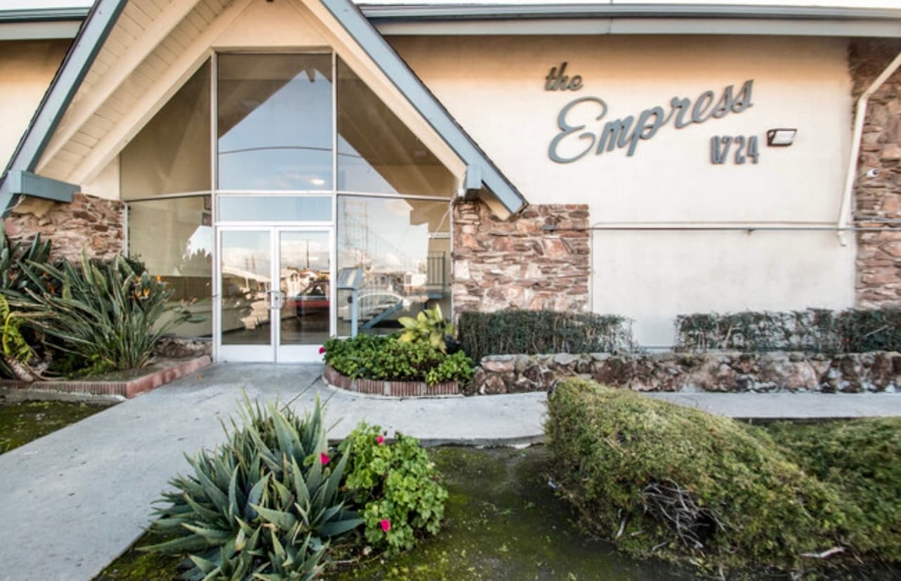 Empress Apartments - Empress Apartments