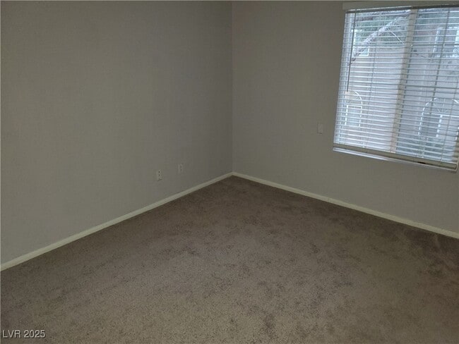 Building Photo - 9325 W Desert Inn Rd Unit 229 Rental