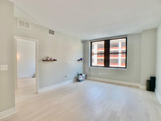 Photo - 10 Provost St Unit 412