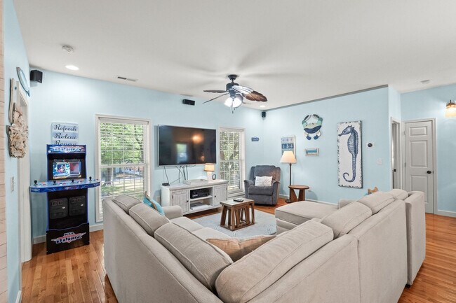 Photo - 306 Pine St S Unit SI ID1521900P