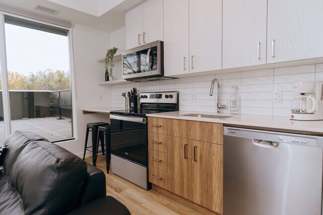 Photo - 456 Gertrude Ave Unit ID1222959P