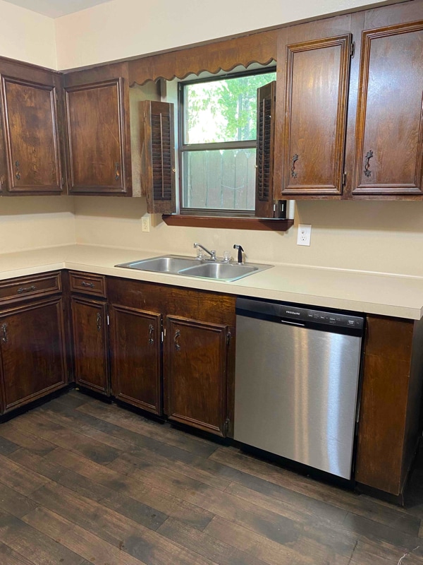 Photo - 420 Wedgewood St