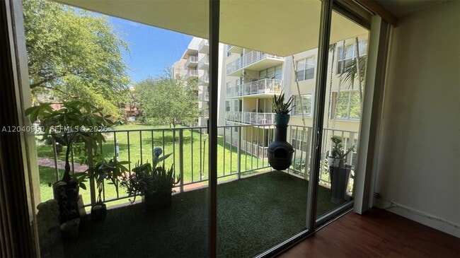 Photo - 13120 SW 92nd Ave Unit B-209