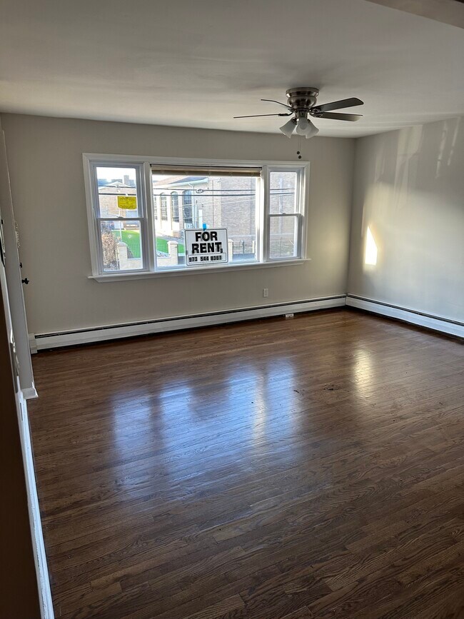 Photo - 64 40th St Unit 1L