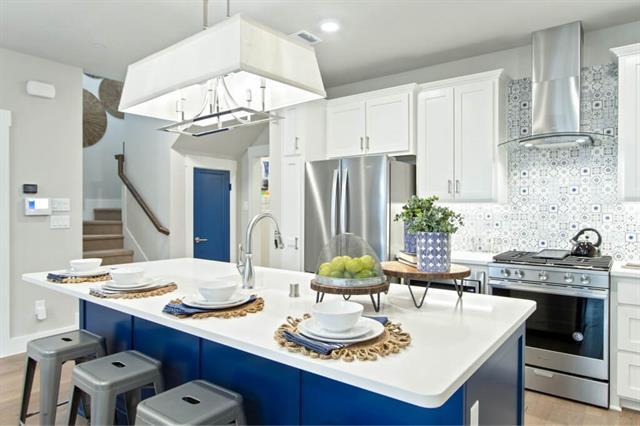 Photo - 616 Laurel Ln