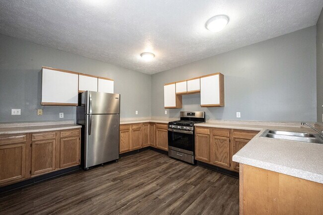Photo - "Charming 2-Bed Home with Gleaming Hardwoo...