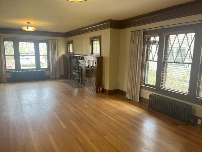 Photo - 119 N 7th St Unit A