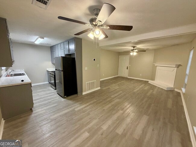 Photo - 204 Glendale Ct