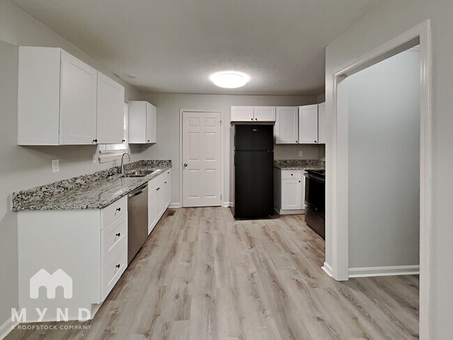 Photo - 240 N Hurst Mill Rd