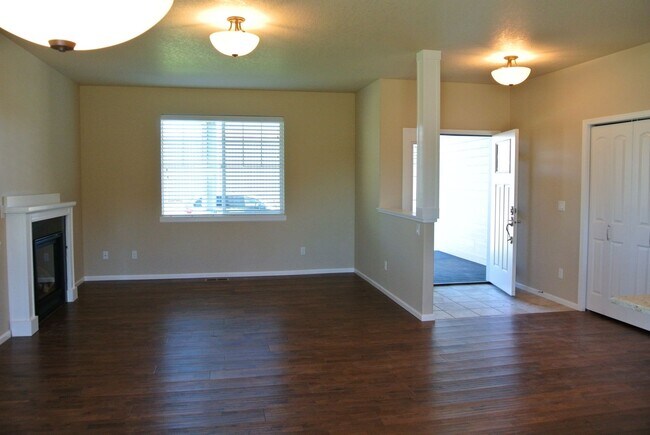 Photo - Stunning 5 Bed / 3.5 Bath Executive Home with Two Primary Suites!