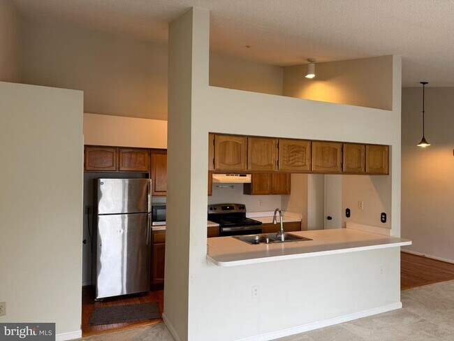 Photo - 2600 Camelback Ln Unit 9