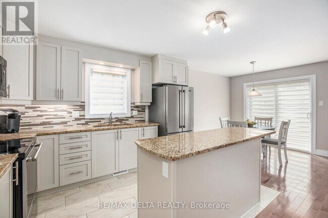 Photo - 63 Johanne St