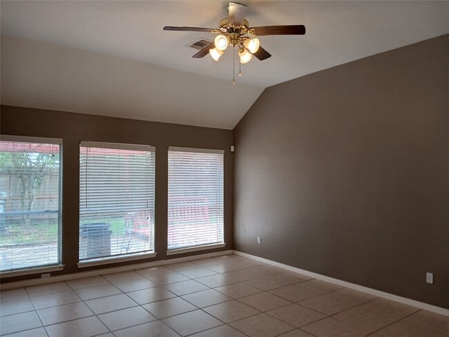 Photo - 21531 Cedar Cove Dr