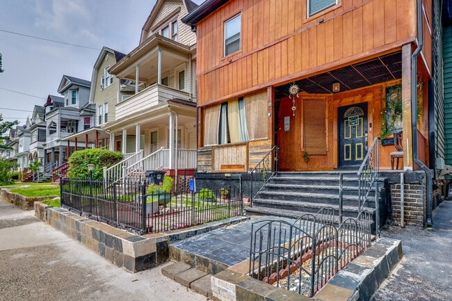 Photo - 787 S 13th St Unit ID1299613P