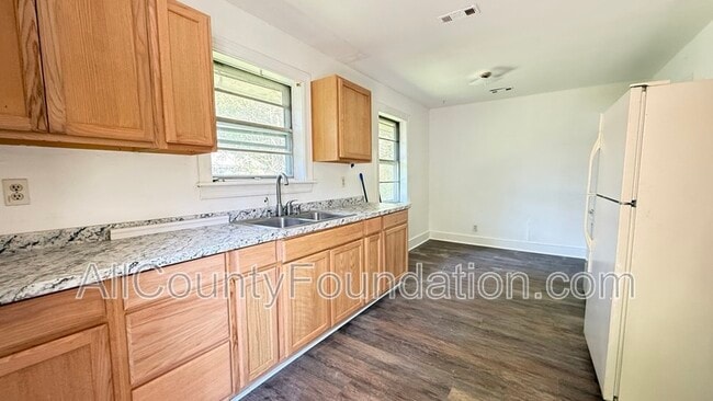 5613 Parana St Unidad A