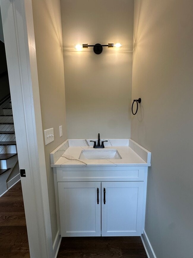 Beautiful new townhouse located in the new... - Beautiful new townhouse located in the new...