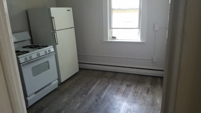 Photo - 175 Pearl St Unit Apartment 3