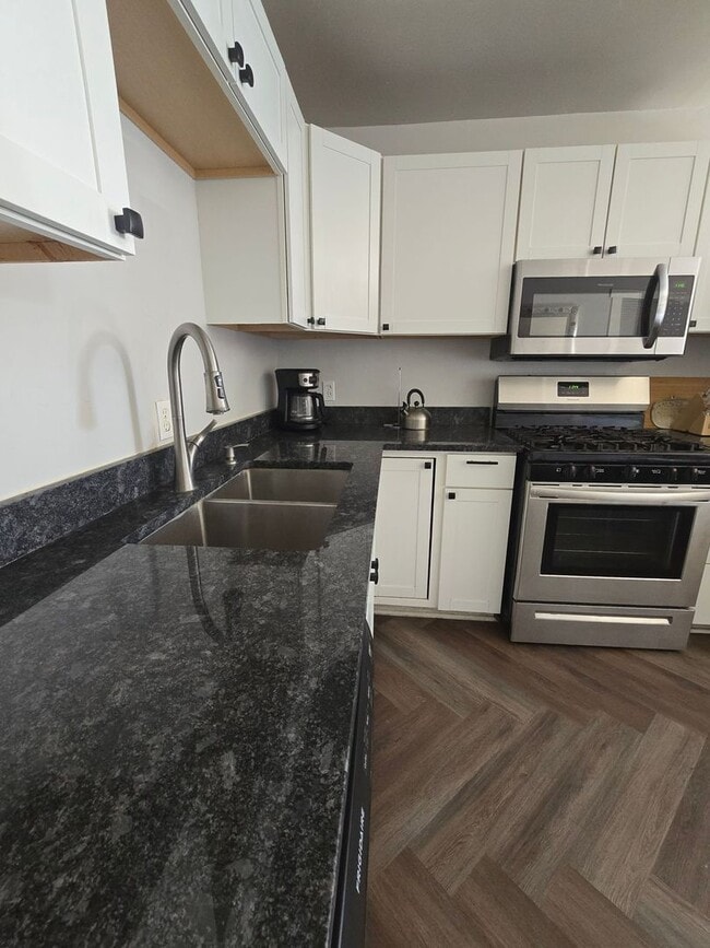 Photo - 715 S Laguna Ave Unit B