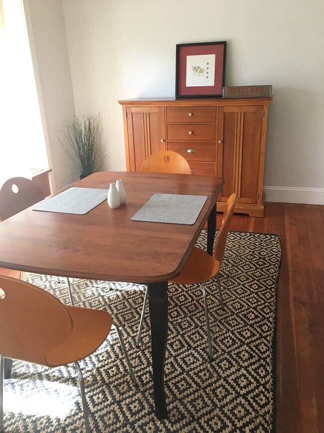 Sun-filled dining room - 4707 N Congress Ave Unit C - Cozy