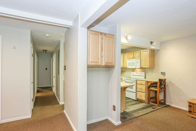 Photo - 6 Month lease! Walk to everything! Partially Furnished!