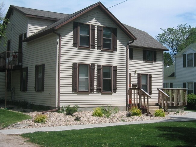 Photo - Cozy, Pet-Friendly 2BR Apartment Near Downtown Middleton Unit 7022-02