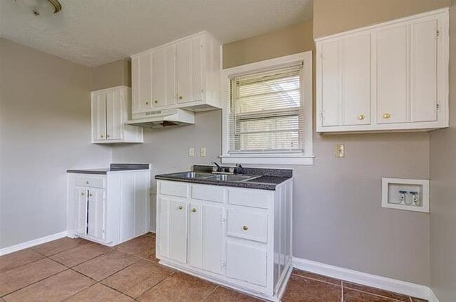 Photo - Awesome East Memphis Home