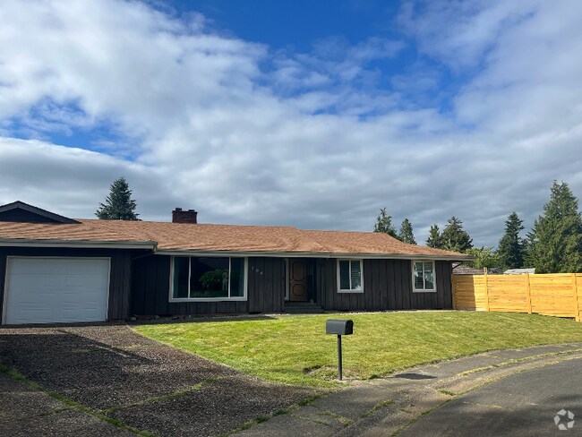 Building Photo - 104 Alturas Dr Rental